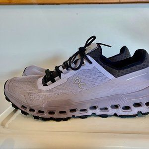 Women's On CloudUltra Size 9.5